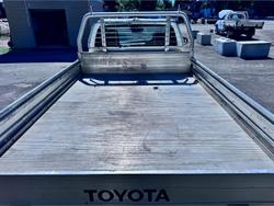 2024 Toyota Hilux SR