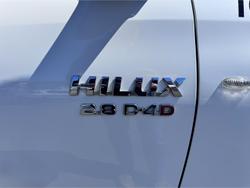 2024 Toyota Hilux SR