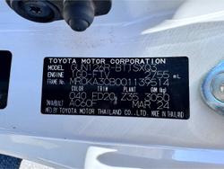 2024 Toyota Hilux SR
