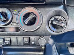 2024 Toyota Hilux SR