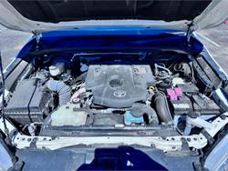 2024 Toyota Hilux SR