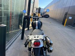 2024 Triumph SCRAMBLER 1200 XE BLACK