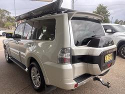 2016 Mitsubishi Pajero