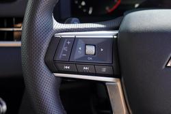 2025 Mitsubishi Outlander LS