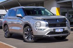 2025 Mitsubishi Outlander LS