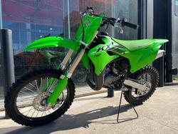 2025 Kawasaki 2025 Kawasaki 112CC KX112 (KX112ASFNN) Motocross GREEN
