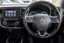 2017 Mitsubishi Outlander LS