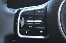 2025 Kia Carnival GT-Line HEV