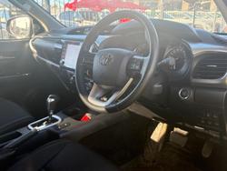 2023 Toyota Hilux SR