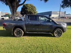 2023 Toyota Hilux SR