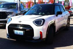 2025 MINI Aceman JCW E Favoured
