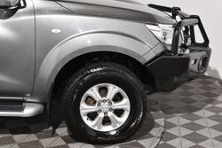 2019 Nissan Navara ST