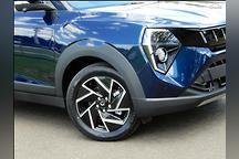 2025 Mahindra XUV3XO AX7L