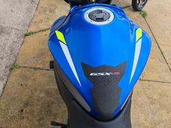 2019 Suzuki GSX-S1000 Blue