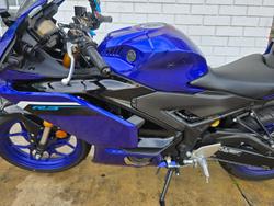 2025 YAMAHA YZF-R3 Blue