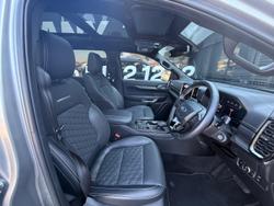 2025 Ford Everest Platinum