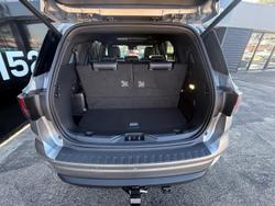 2025 Ford Everest Platinum