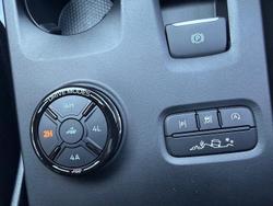 2025 Ford Everest Platinum