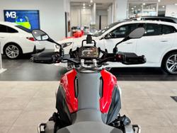 2025 BMW Motorrad R 1300 GS R 1300 Red