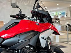 2025 BMW Motorrad R 1300 GS R 1300 Red