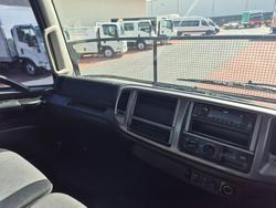 2011 Hino FD 1124-500 Series 6 Ton Tray