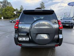 2023 Toyota Landcruiser Prado VX