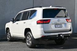2022 Toyota Landcruiser Sahara FJA300R 4X4 Dual Range Crystal Pearl
