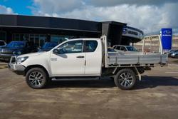 2018 Toyota Hilux SR