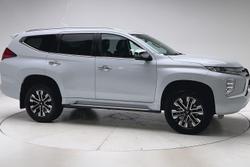 2022 Mitsubishi Pajero Sport Exceed