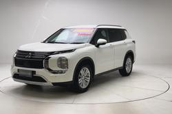 2024 Mitsubishi Outlander LS