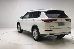 2024 Mitsubishi Outlander LS