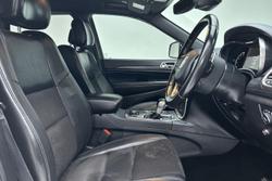 2020 Jeep Grand Cherokee Night Eagle