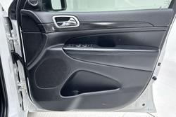 2020 Jeep Grand Cherokee Night Eagle