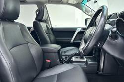 2017 Toyota Landcruiser Prado Altitude