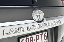 2017 Toyota Landcruiser Prado Altitude