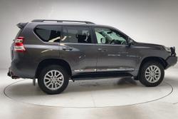 2017 Toyota Landcruiser Prado Altitude