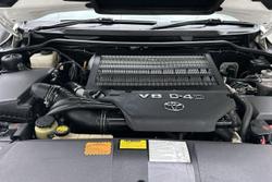 2011 Toyota Landcruiser Altitude