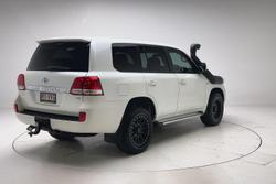 2011 Toyota Landcruiser Altitude