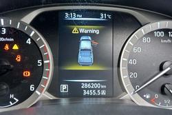 2017 Nissan Navara ST