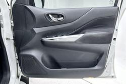 2017 Nissan Navara ST