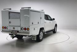 2017 Nissan Navara ST