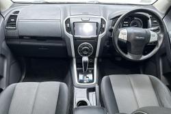 2017 Isuzu MU-X LS-U