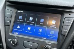 2017 Hyundai Veloster SR Turbo