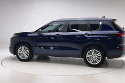 2024 Mitsubishi Outlander LS