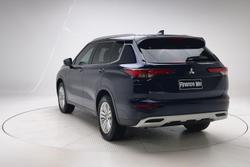 2024 Mitsubishi Outlander LS