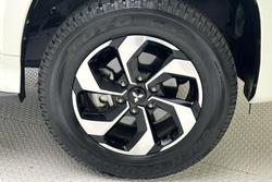 2024 Mitsubishi Pajero Sport GLS