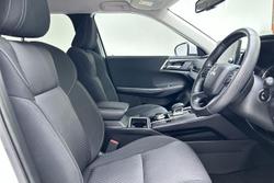 2024 Mitsubishi Outlander LS