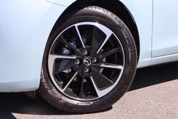 2025 Mazda 2 G15 GT