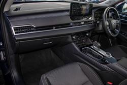 2025 Mitsubishi Outlander ES