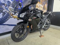 2014 Honda CBR300R BLACK
